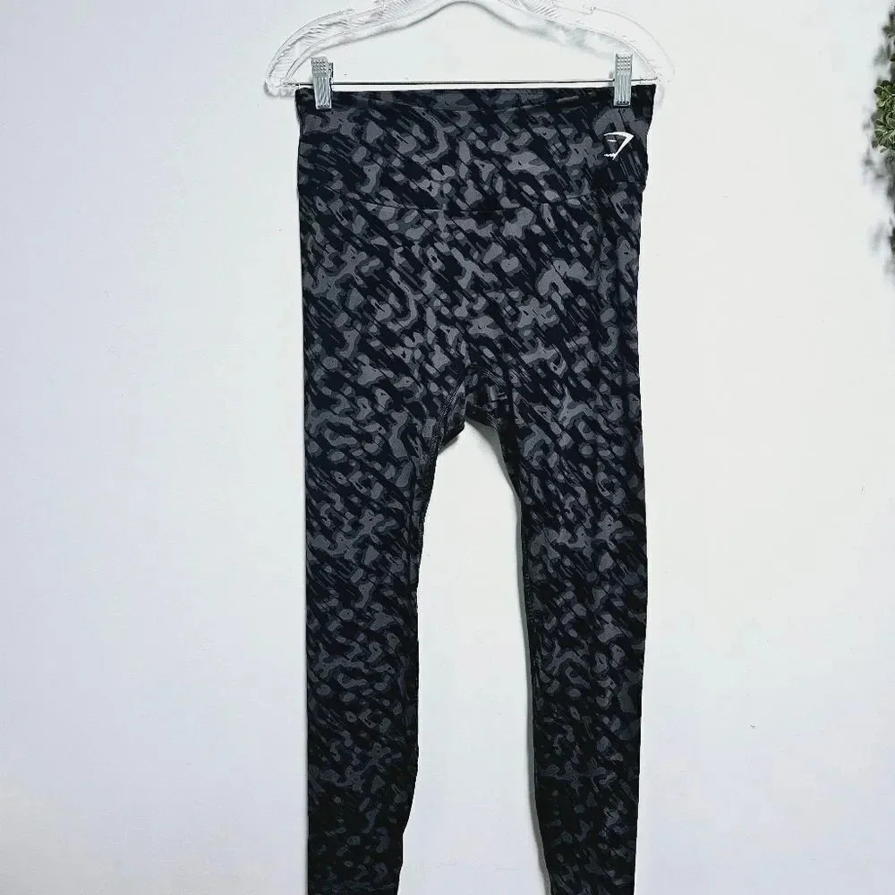 GymShark grey print leggings m/l - Picture 8 of 9
